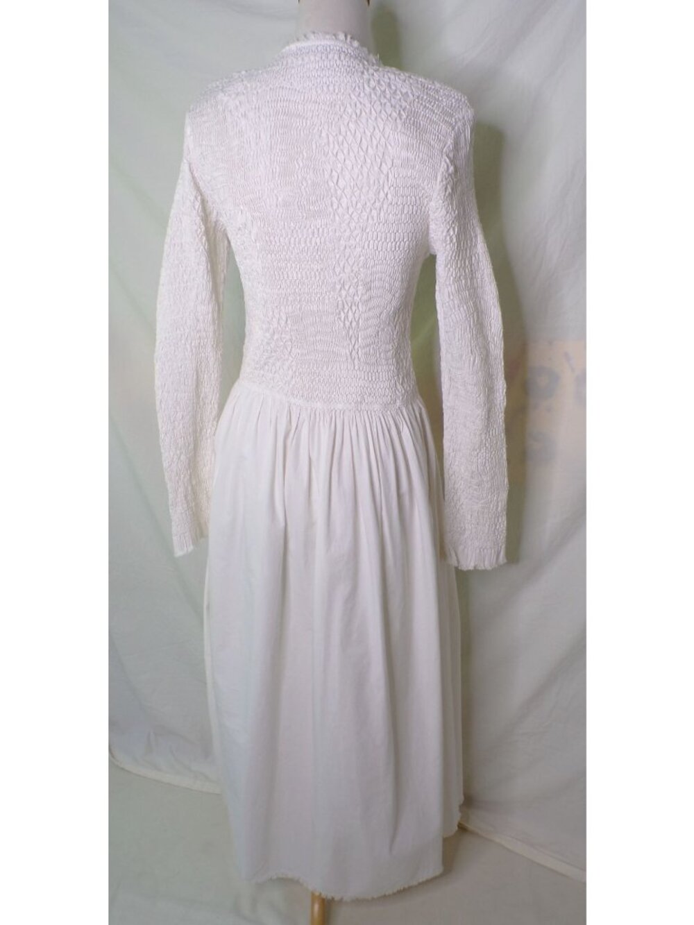 🆕SEA NEW YORK Casey Smocked Long Sleeve Midi Dress White 10 - Picture 16 of 16